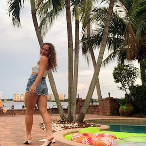 Meet your Posher, Allie